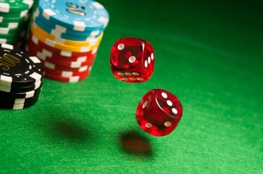 wong87 BandarQ table interface with sportsbook reading context